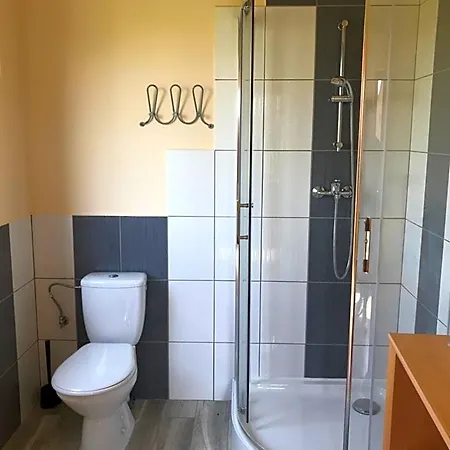 Lodge Caloroczny Dom Letniskowy 2